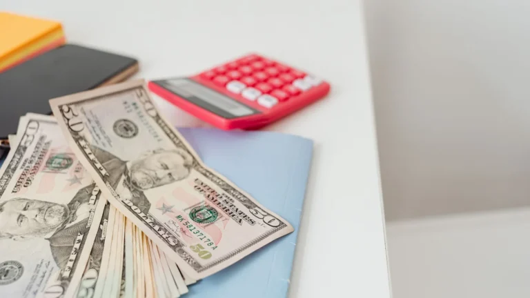 Notion Debt Payoff Tracker: Snowball and Avalanche Methods