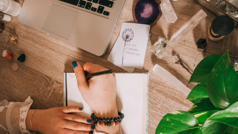 Notion Mental Health Tracker Template: Mood and Energy Log