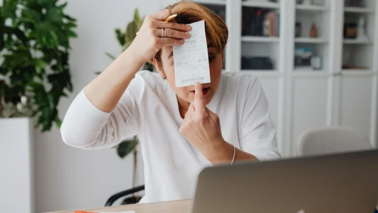 Notion Invoice Tracker Template for Freelancers